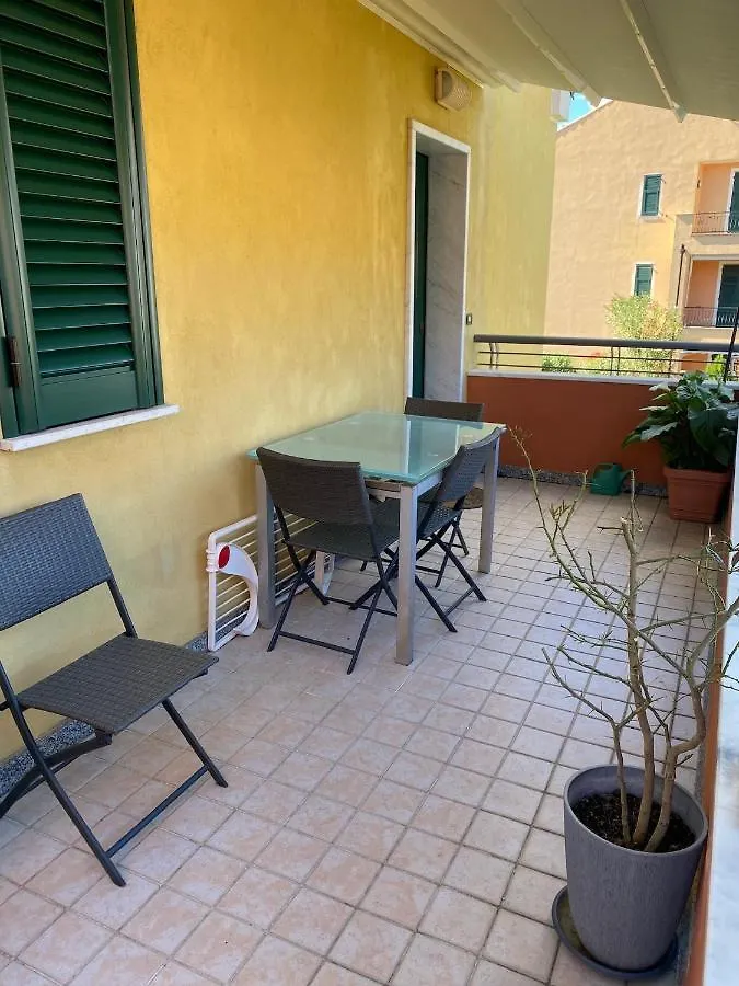 דירות לואנו Soluzione Casa - Sea Loa 0*,